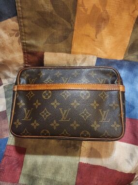 Louis Vuitton Clutch